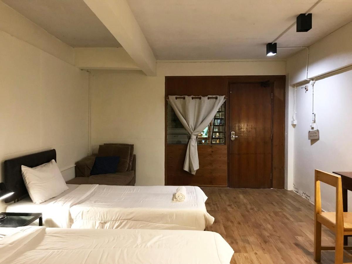 סוראט תאני Boundary Hostel And Cafe מראה חיצוני תמונה