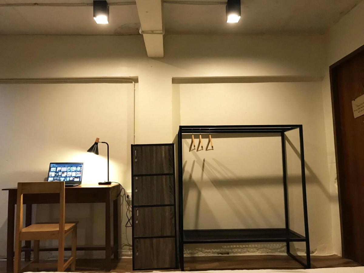 סוראט תאני Boundary Hostel And Cafe מראה חיצוני תמונה