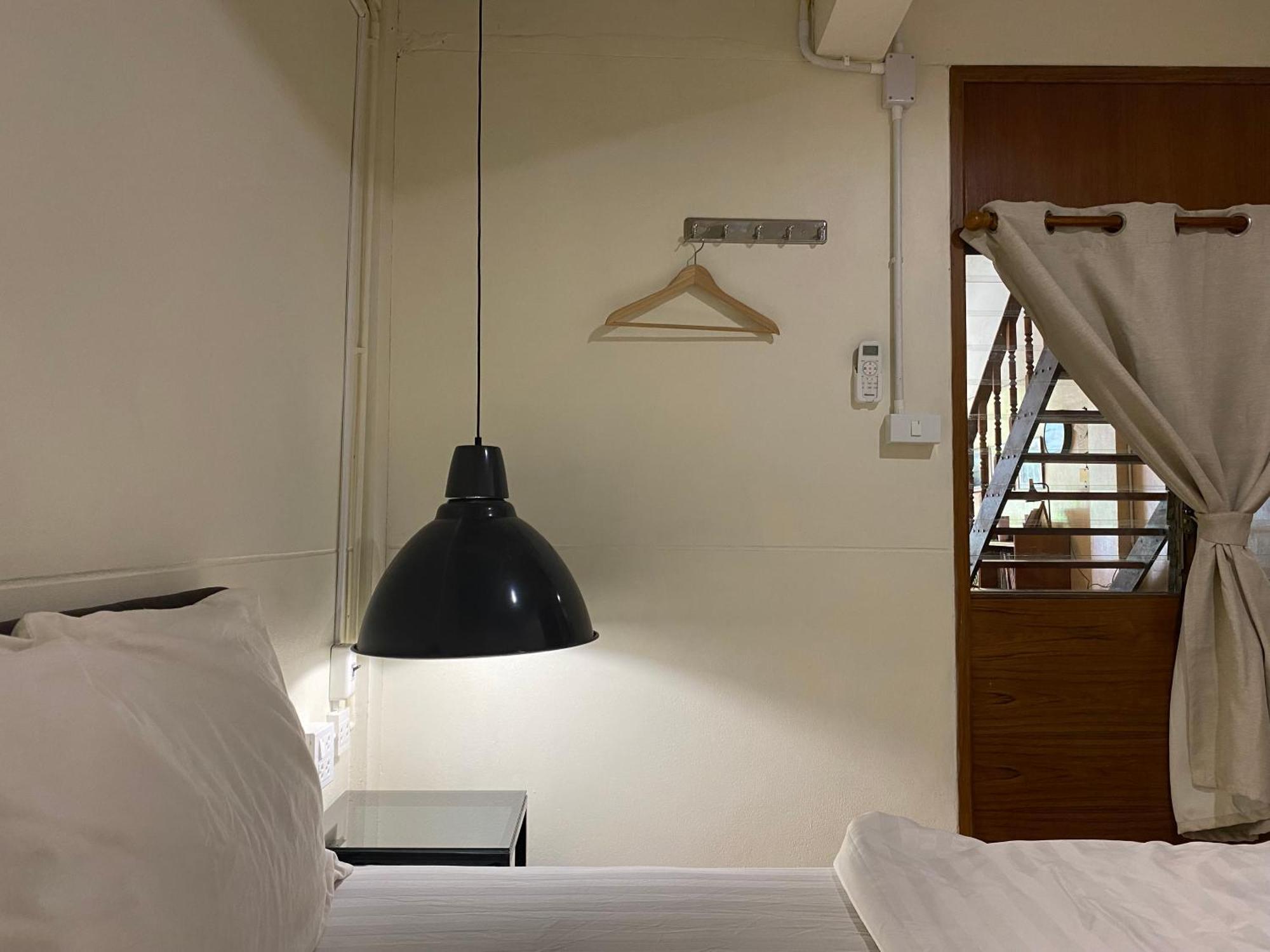 סוראט תאני Boundary Hostel And Cafe מראה חיצוני תמונה